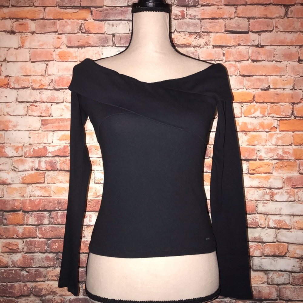 Hollister Cross Wrap Long Sleeve